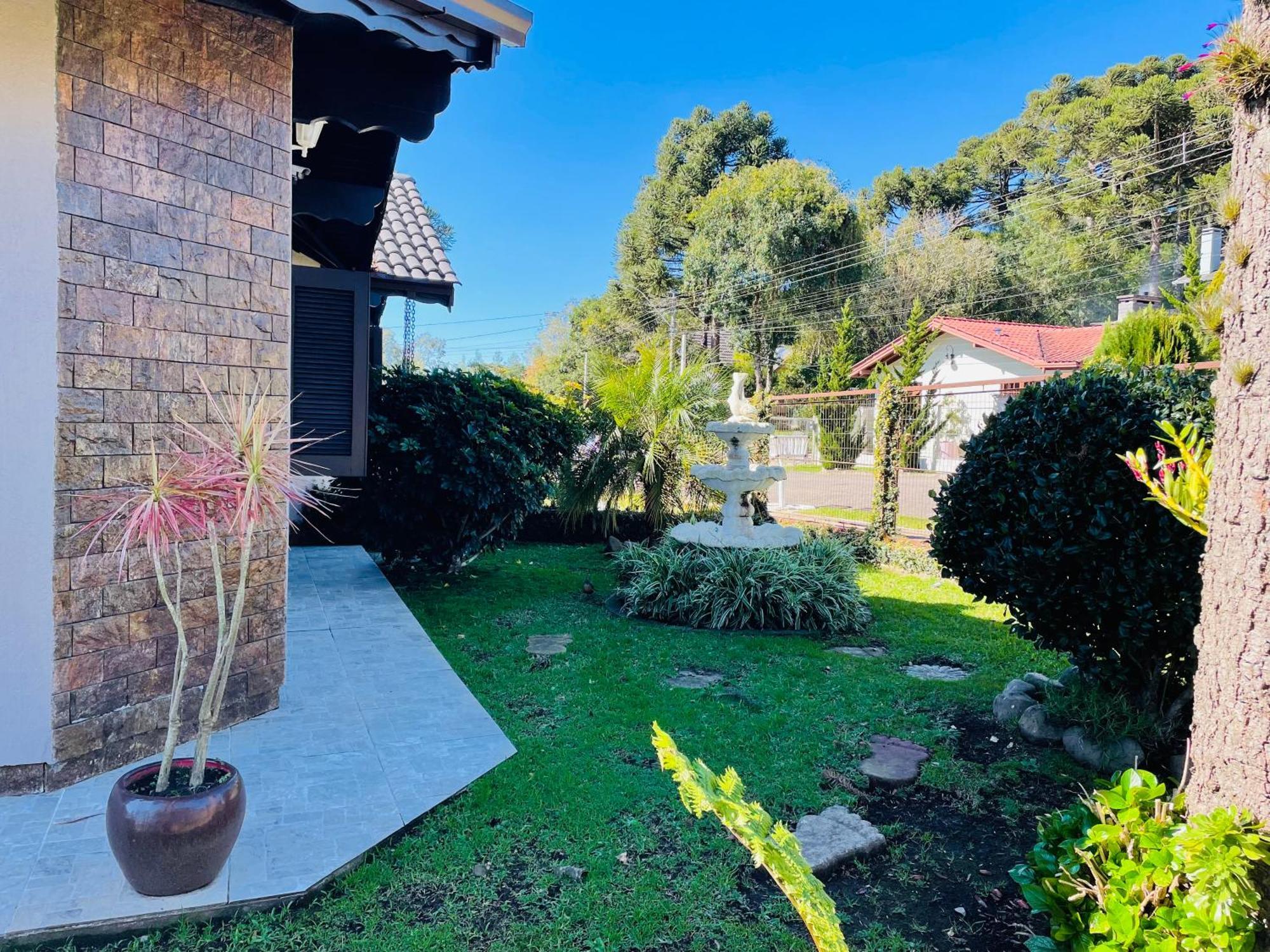 Residencial Pine House Hotel Canela Buitenkant foto