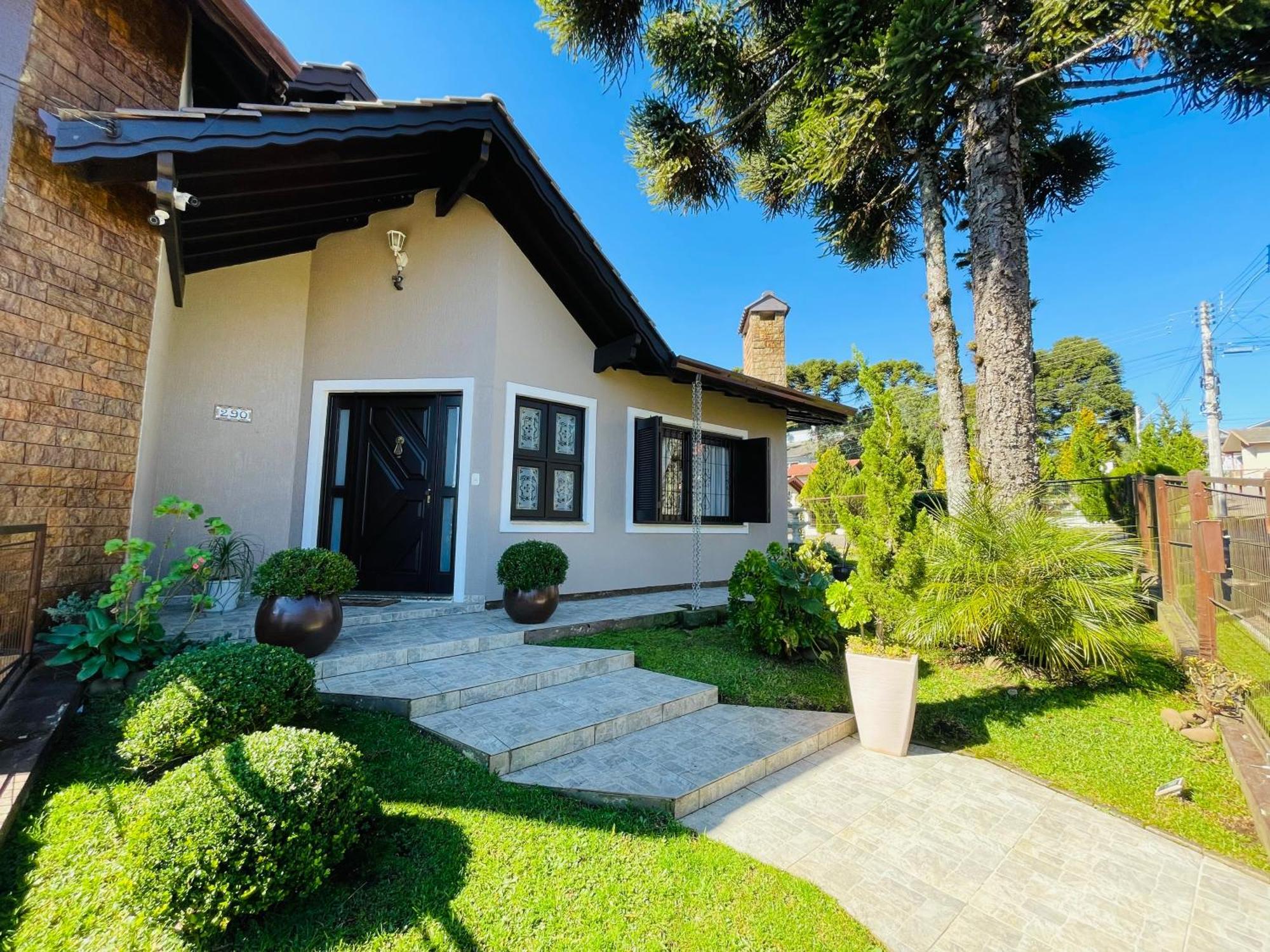 Residencial Pine House Hotel Canela Buitenkant foto