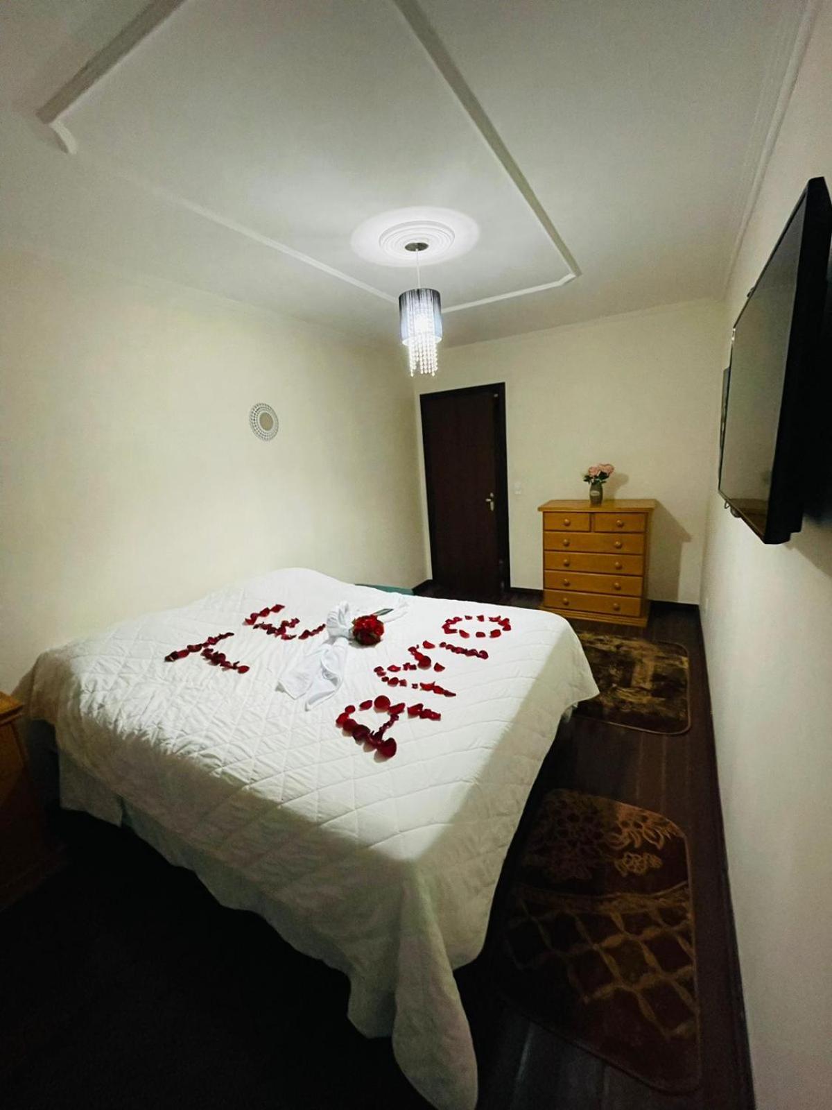 Residencial Pine House Hotel Canela Buitenkant foto